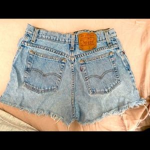 Vintage Levi’s DIY shorts